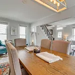Saratoga Springs Home Near Downtown And Casino!