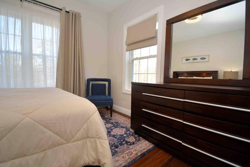 10 Bed Saratoga Home On 10 Acres - Amenities Include In-Ground Heated Pool, Hottub, Firepit, Kitchen, Master Suite W Kitchenette, Private Office Holiday home Saratoga Springs