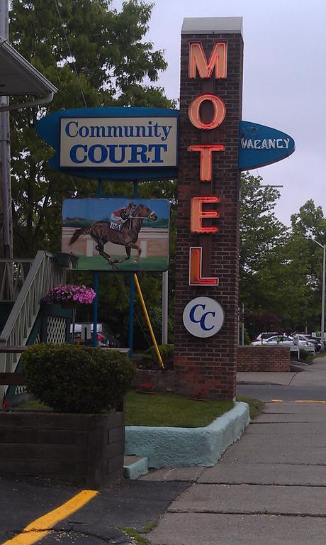 Motel Community Court Saratoga Springs