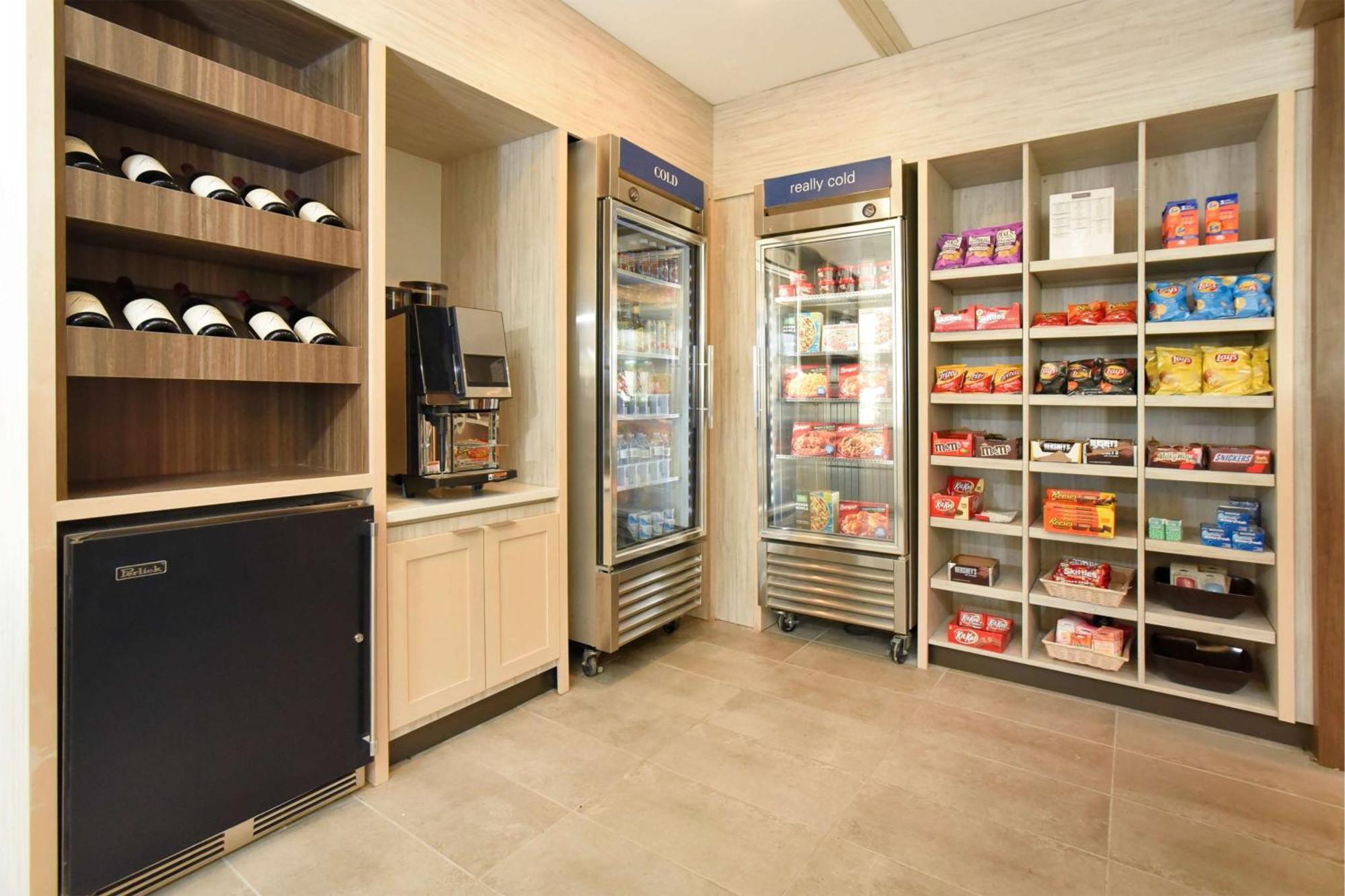 Hotel Hilton Garden 3*