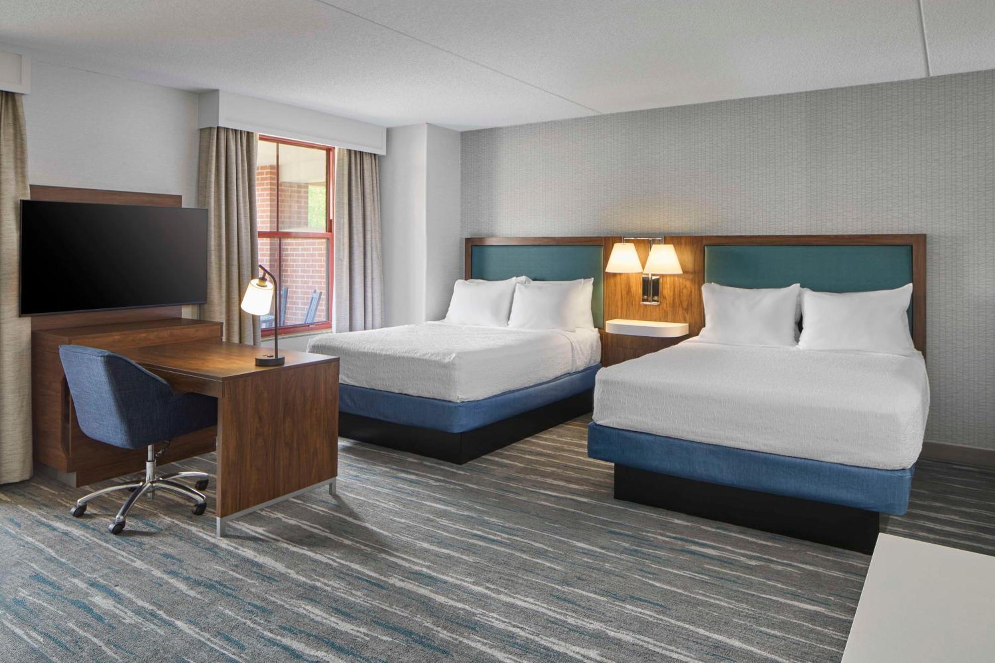 Hotel Hampton & Downtown Saratoga Springs
