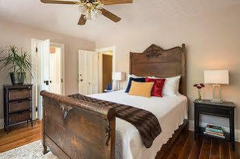 Hotel Brunswick At Saratoga 3*