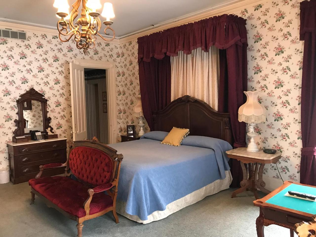 Batcheller Mansion Bed & Breakfast 3*