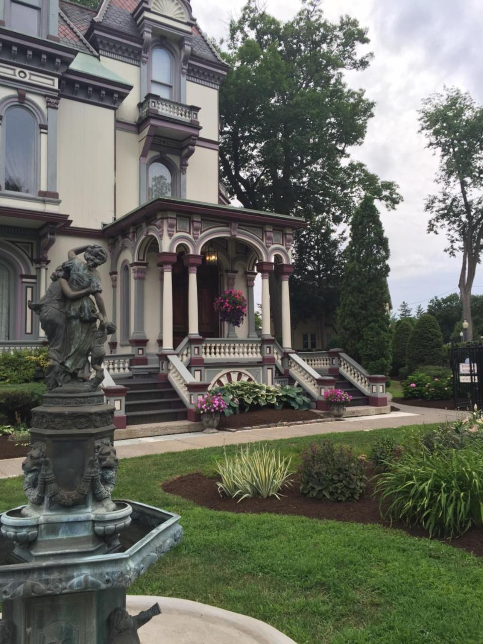 Batcheller Mansion Bed & Breakfast Saratoga Springs