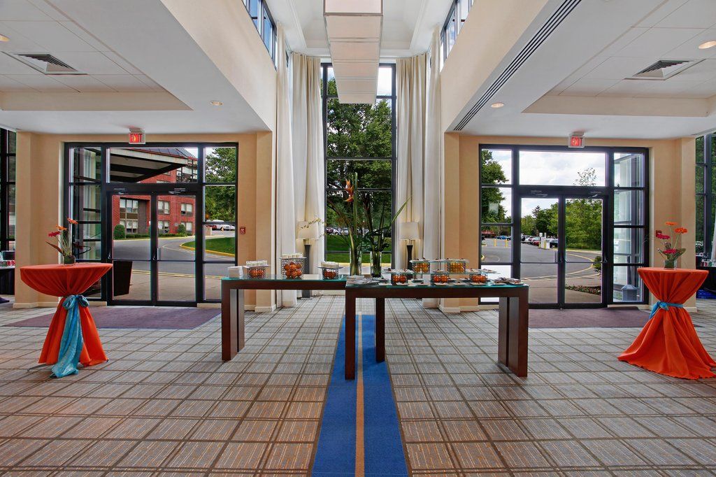 By Marriott Hotel Saratoga Springs